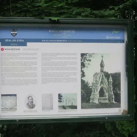 Inglewood - - Crossmolina - County Mayo - Sleeps 8 - Sister To Thistledown