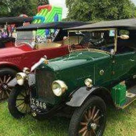 Inglewood - - Crossmolina - County Mayo - Sleeps 8 - Sister To Thistledown بالينا