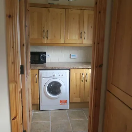 Inglewood - - Crossmolina - County Mayo - Sleeps 8 - Sister To Thistledown بيت للعطل *